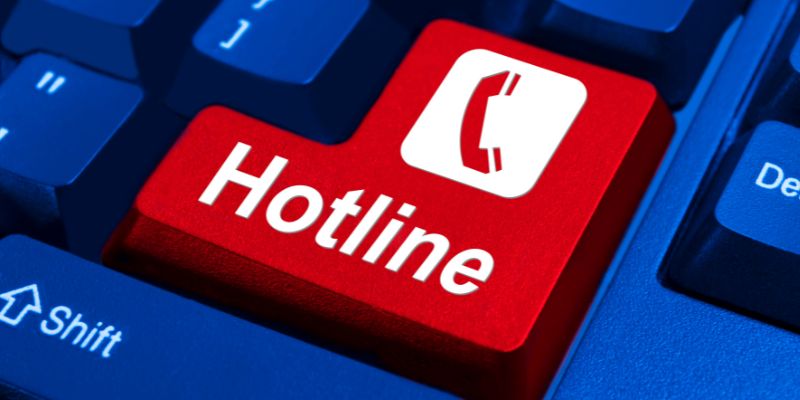 Gọi hotline là phương thức được sử dụng trong trường hợp khẩn cấp